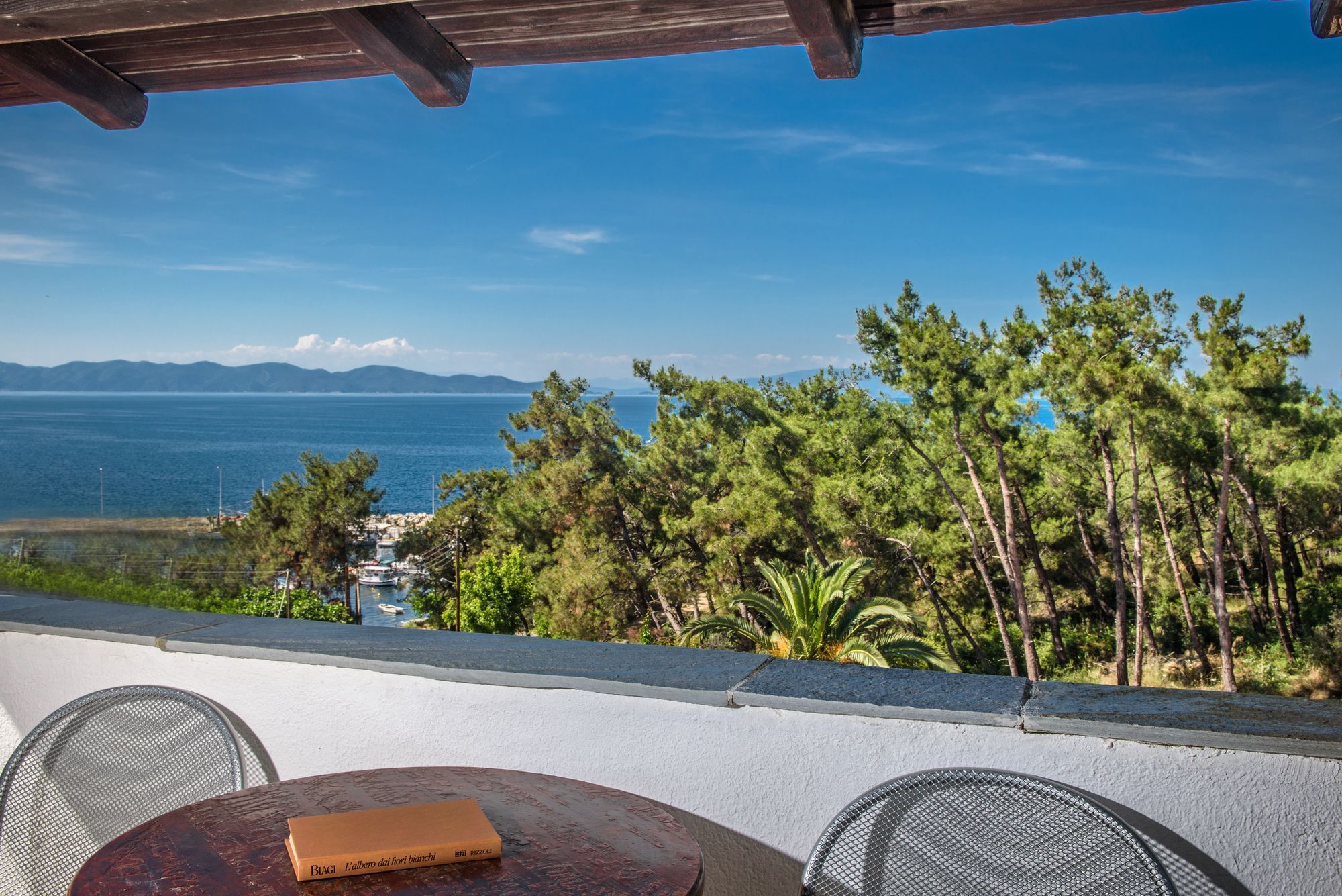 Leandros Hotel Nea Roda Exterior foto